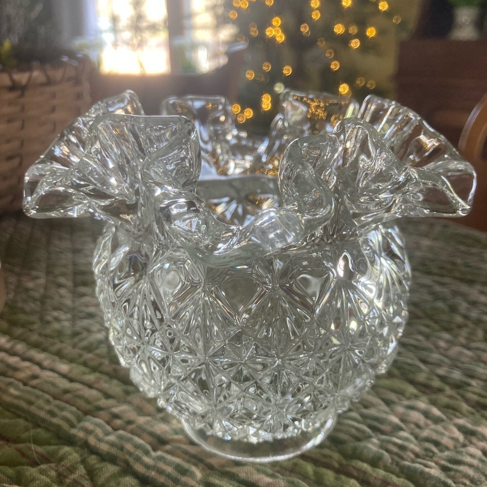 Vintage Fenton Ruffle Top clear glass vase Diamond Pattern.  4 1/2” tall Gorg!